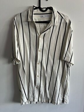 Zara Men Cream and Black Vertical-Stripe Short-Sleeve Button-Down Shirt sz Large